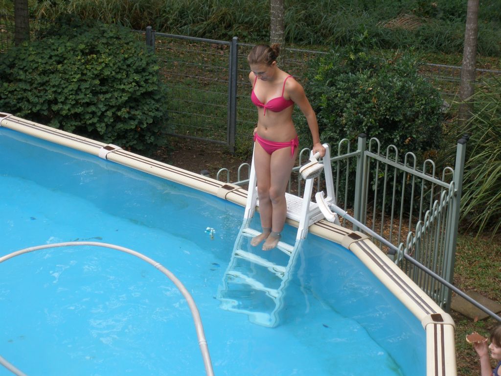 Katka taking the plunge and diving into Granny Jo's pool !