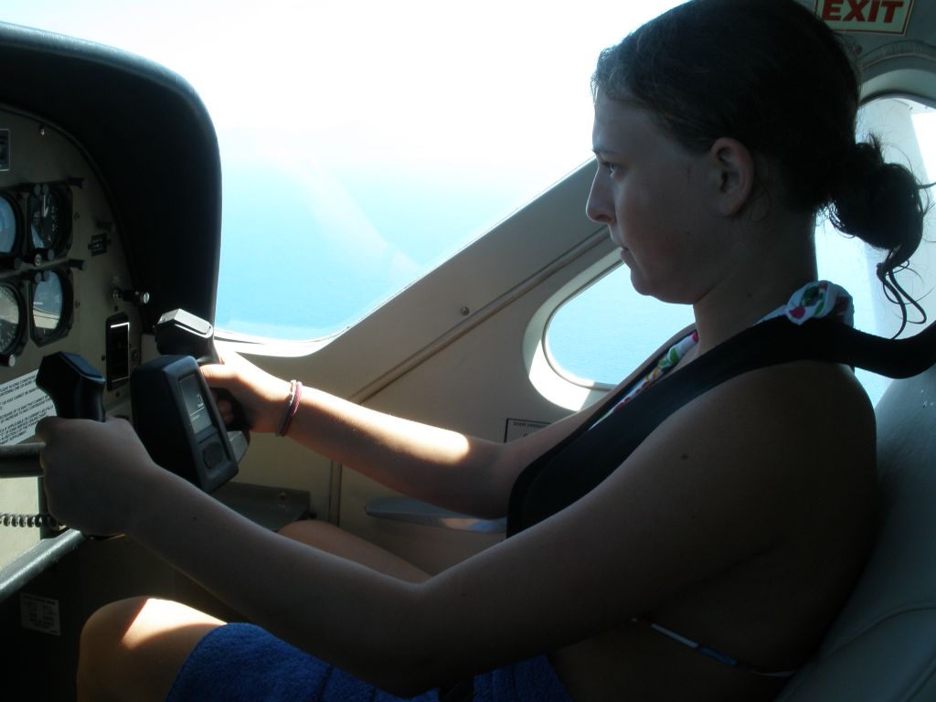 Katka got to sit in the right and seat and actually flew the plane from the Reef to Whitehaven Beach =o