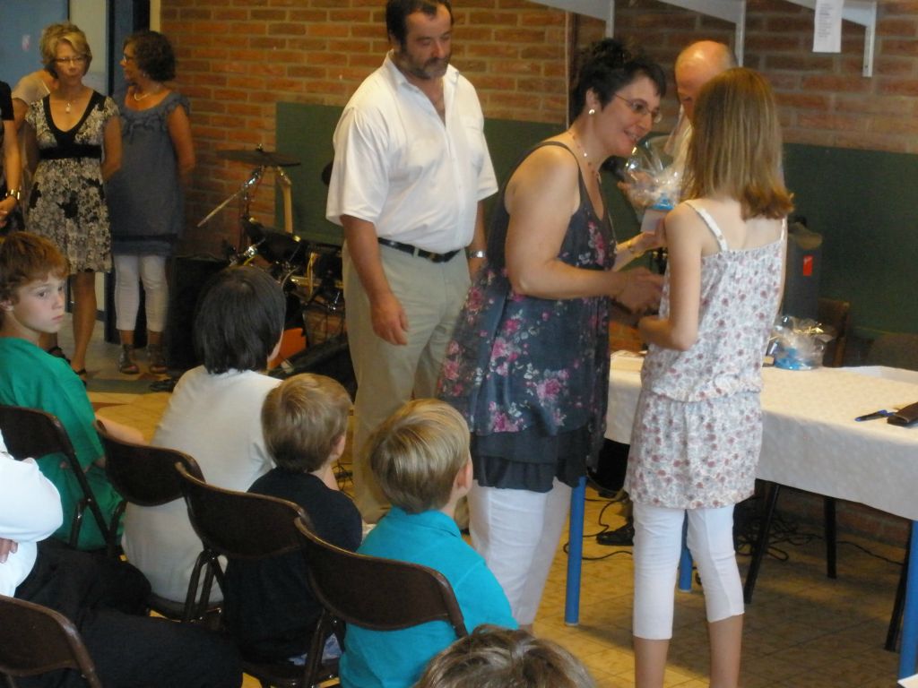 Natalie finished her last year at the Eynattener Grundschule and got her Abschluß Diplom :-D ...next stop PDS Eupen !
